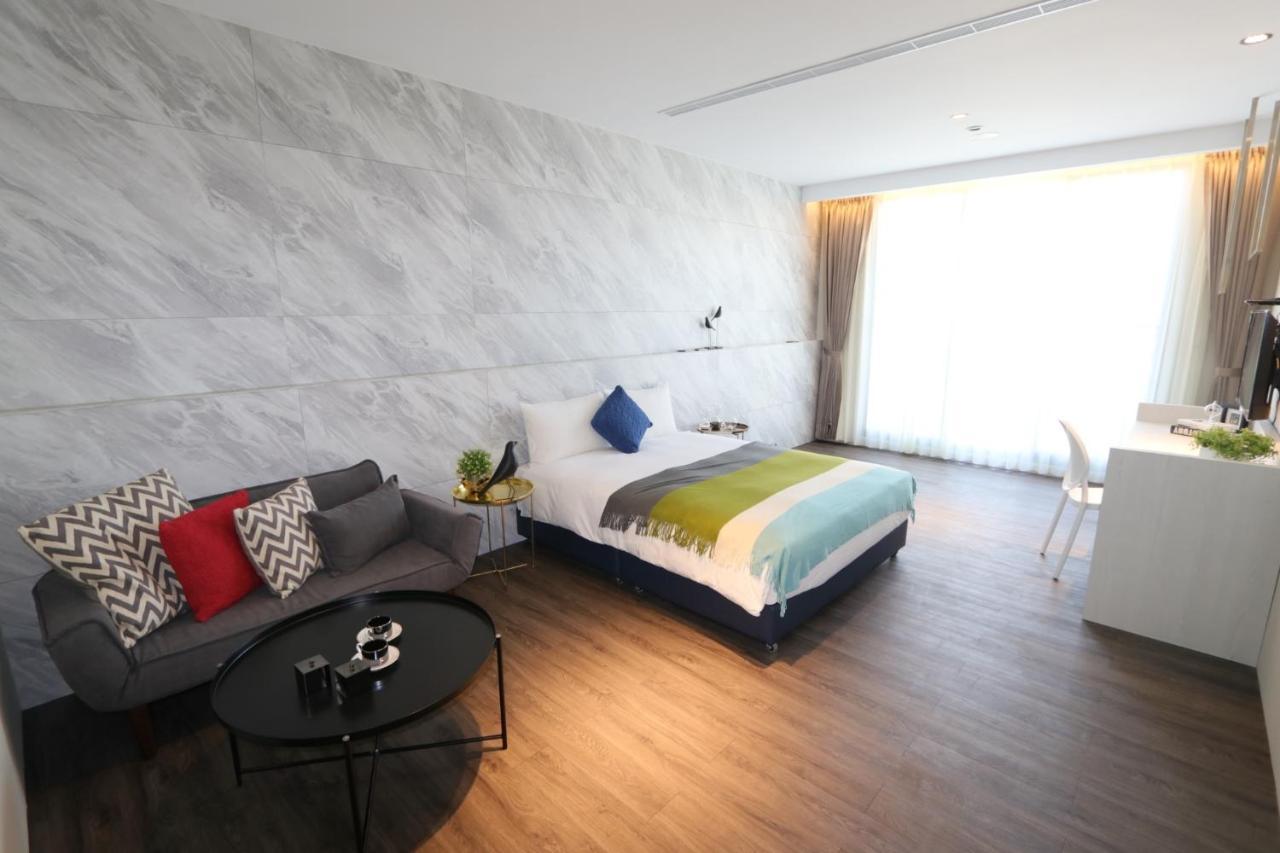 Hotel Hesper Hsr Đài Trung Ngoại thất bức ảnh