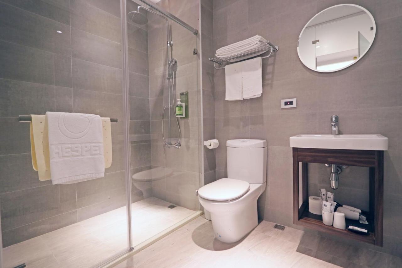Hotel Hesper Hsr Đài Trung Ngoại thất bức ảnh