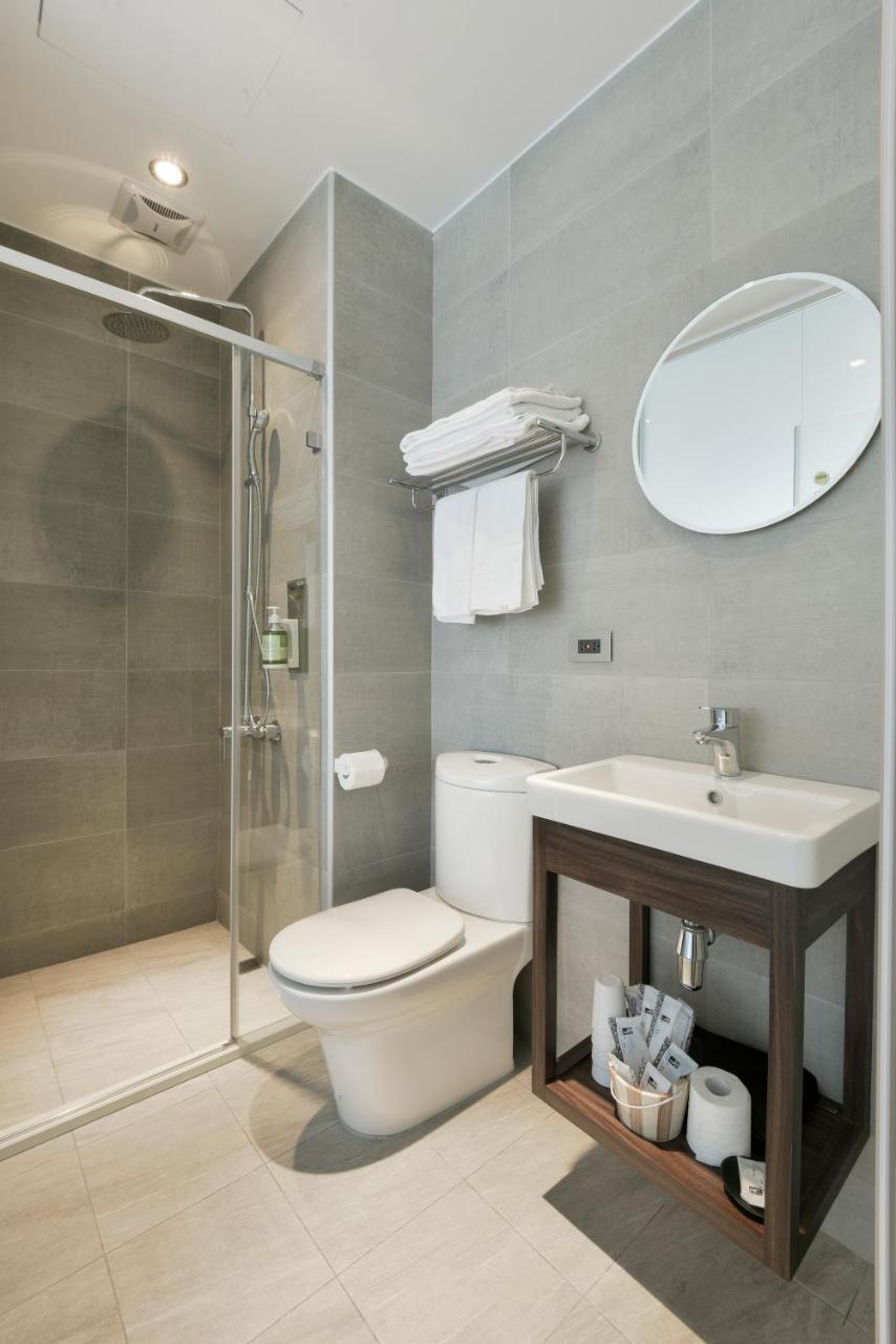Hotel Hesper Hsr Đài Trung Ngoại thất bức ảnh