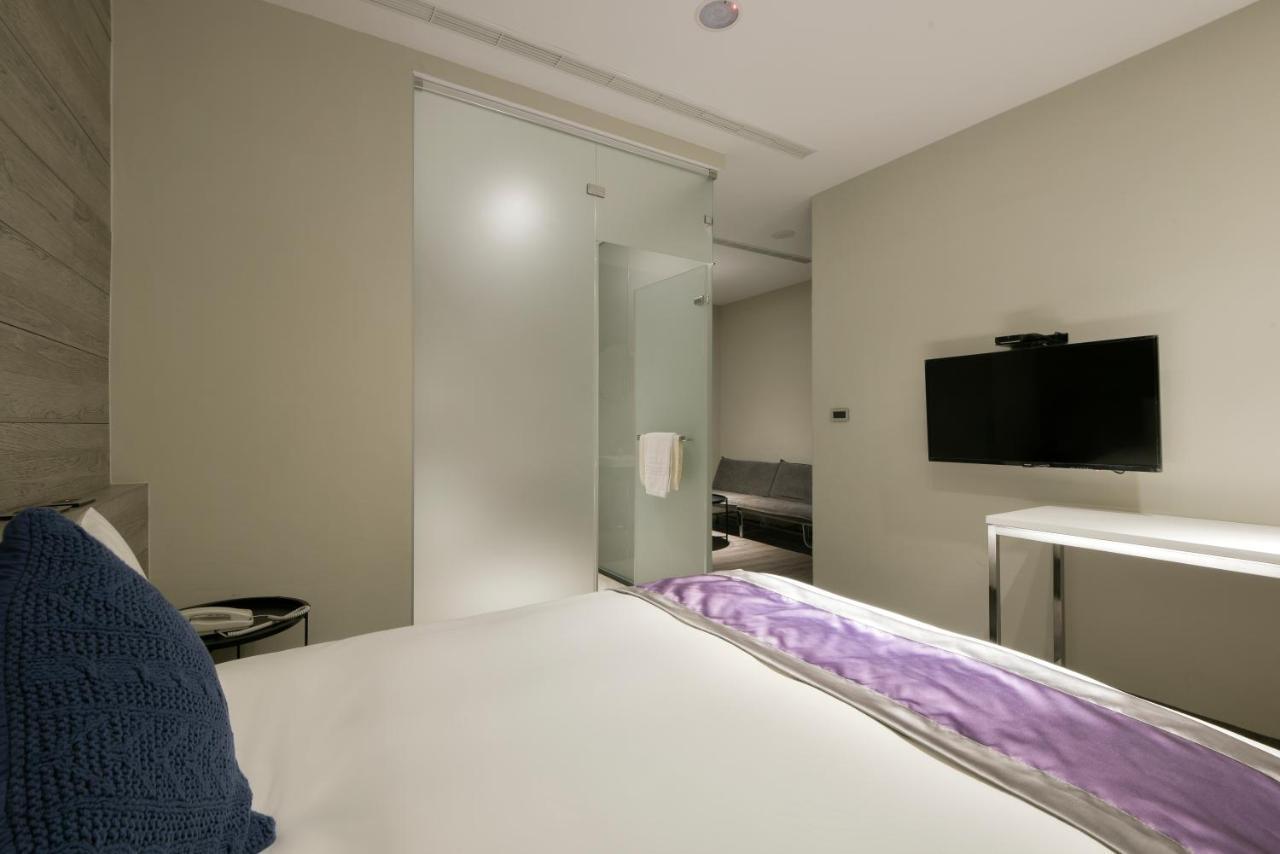 Hotel Hesper Hsr Đài Trung Ngoại thất bức ảnh