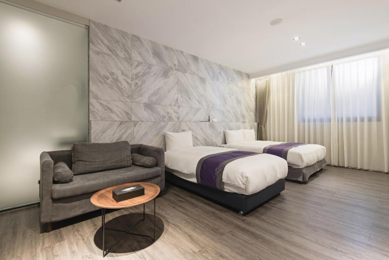 Hotel Hesper Hsr Đài Trung Ngoại thất bức ảnh